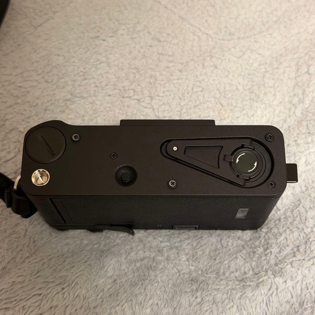 Lomo MC-A 35 mm FilmCamera Black 【中古極美品】 - メルカリ