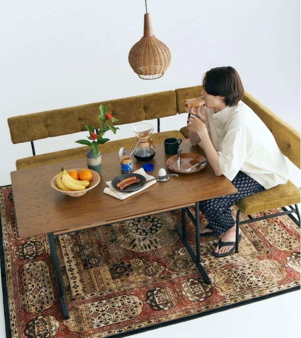 JOURNALSTANDARDFURNITURE パクストンエルデイテーブル