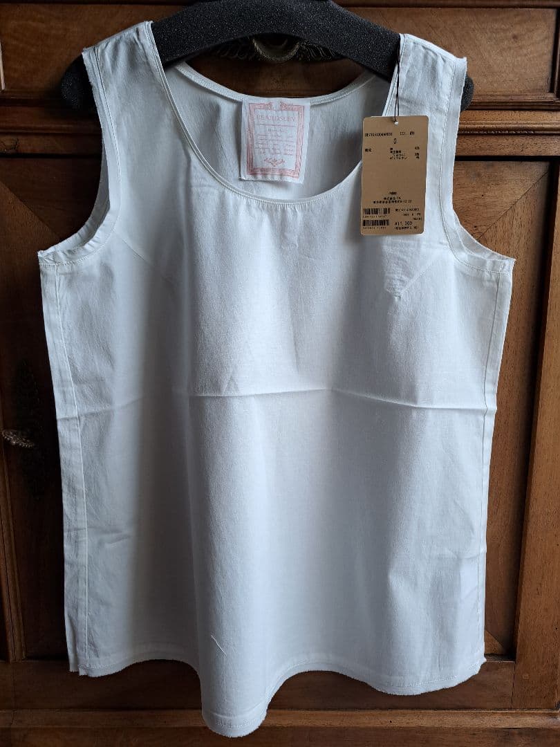 【新品タグ付き 2025SS】　ビアズリー　シャツタンク　0サイズ