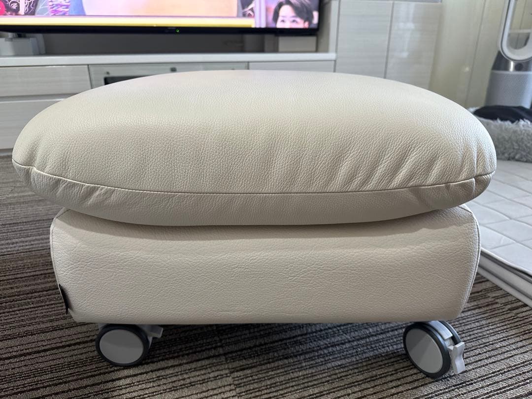 専用です。本革⭐︎オットマン