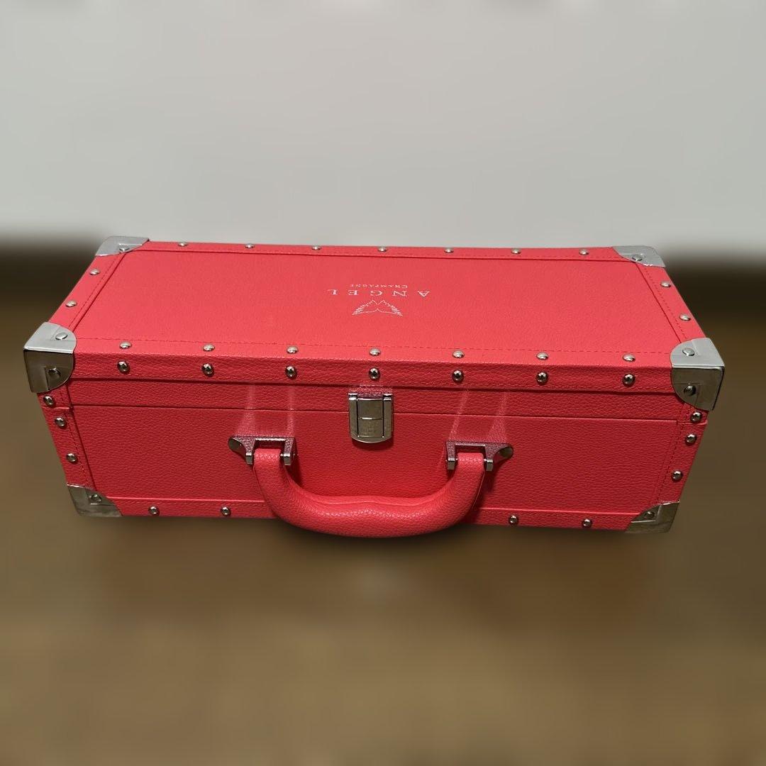 ANGELエンジェルシャンパン 赤 空瓶ケース付き - メルカリ