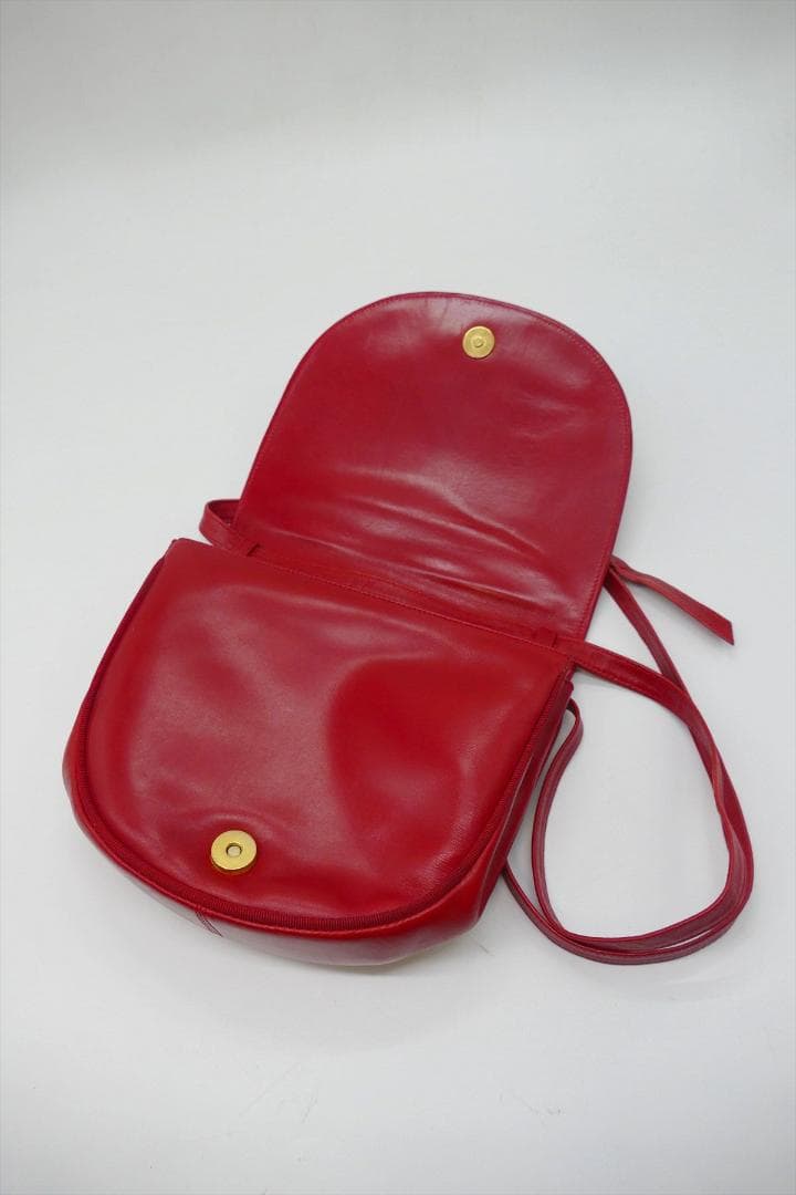 [3393]　＊サルヴァトーレフェラガモ＊　ショルダーバック　赤　ポーチ