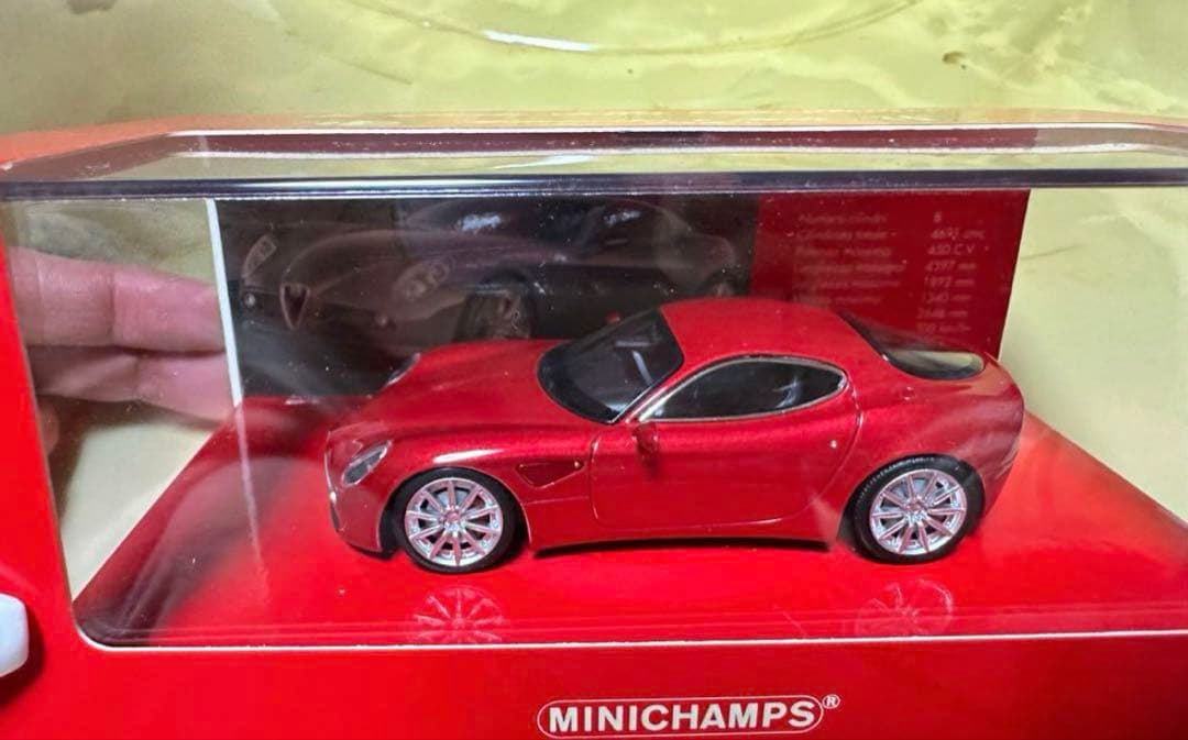 MINICHAMPS アルファロメオ 8C コンペティツィオーネ