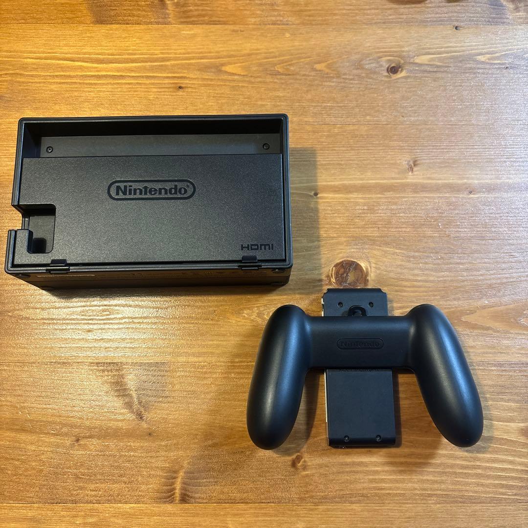 Nintendo Switch 本体 青/緑 ジョイコン　ケース付き