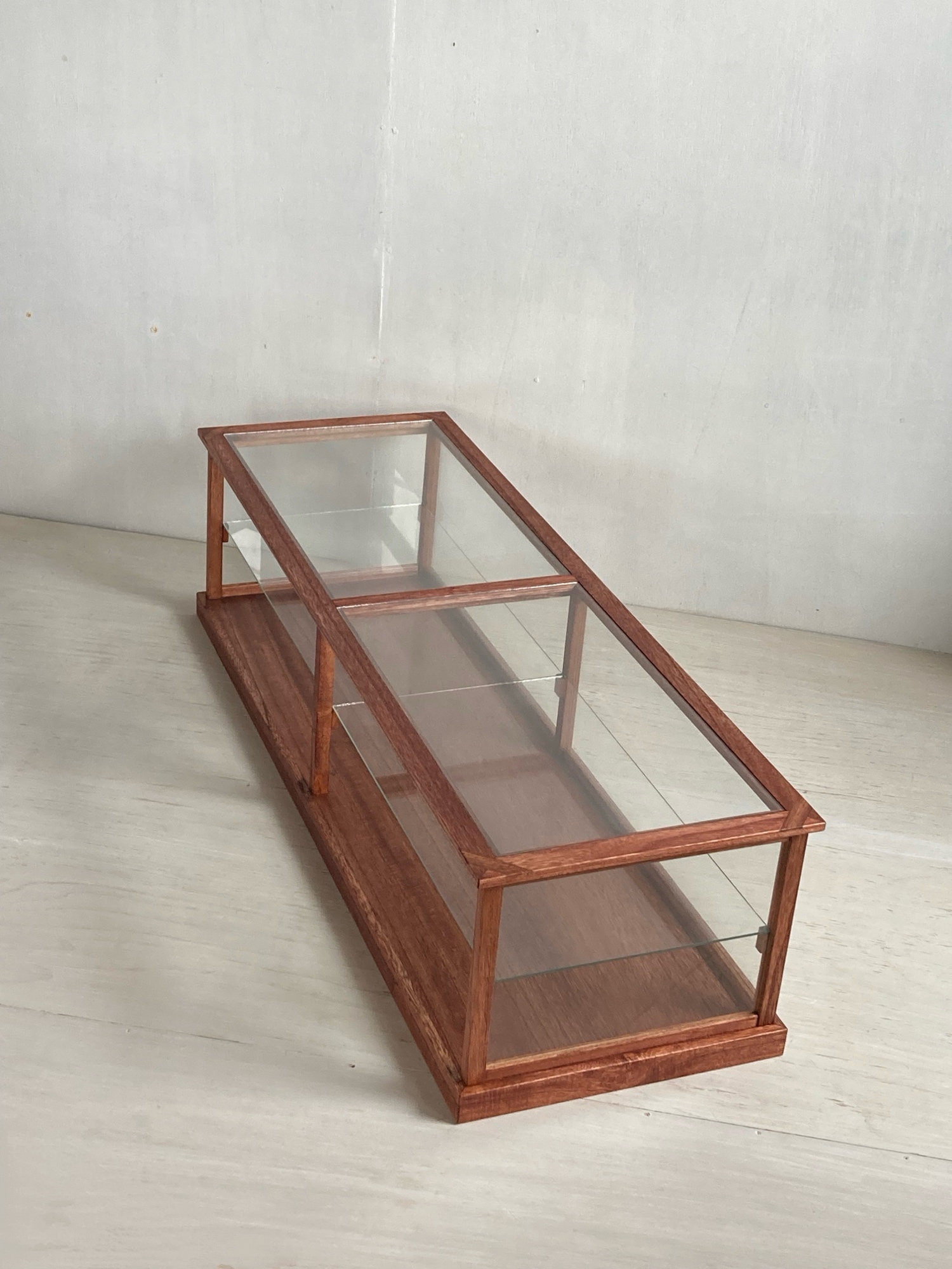横長4面木製ガラスケース ec956d4c04bab4161d8b4371b45894