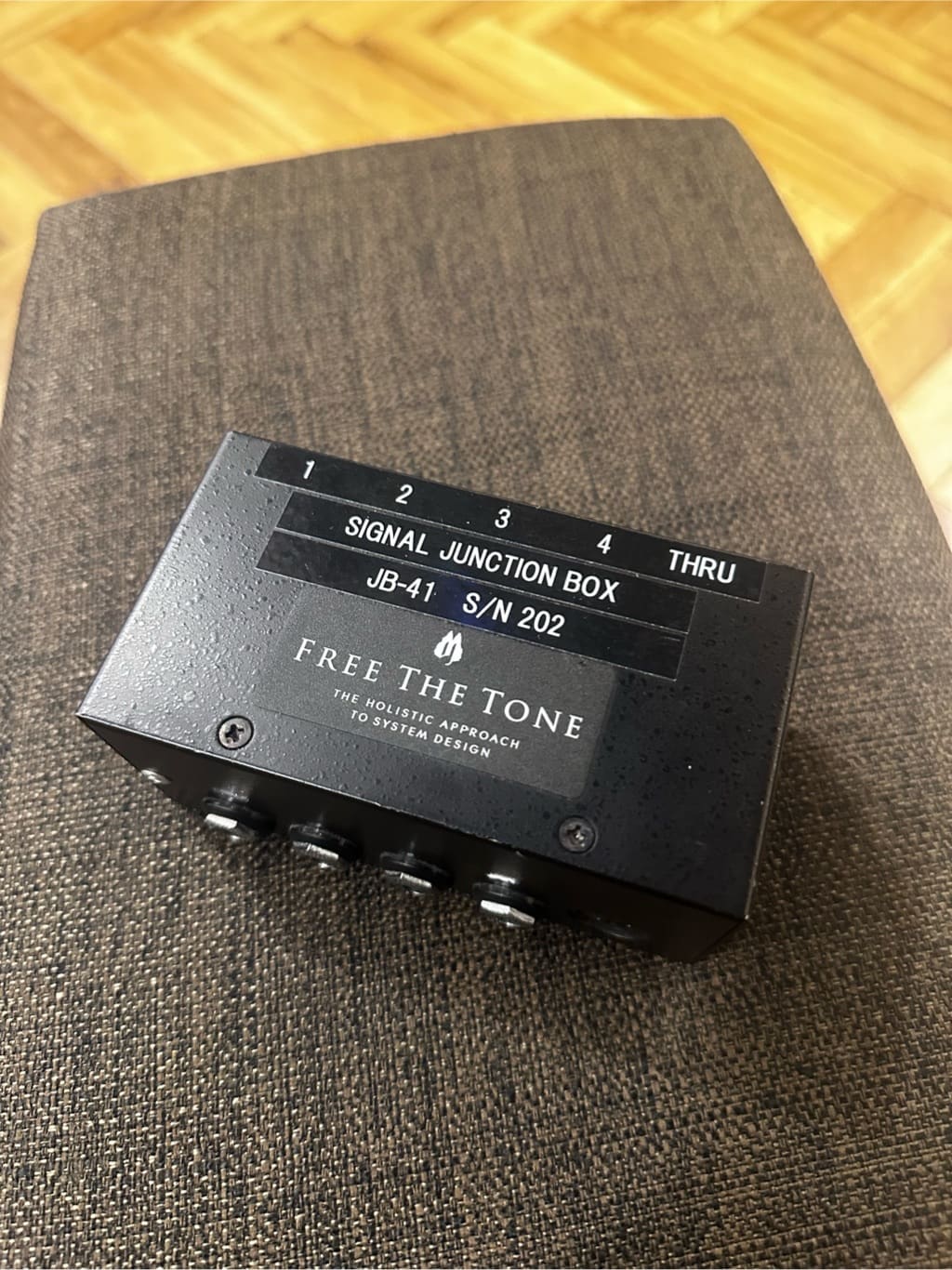 Free The Tone JB-82C [SIGNAL JUNCTION BOX] ｜イケベ楽器店