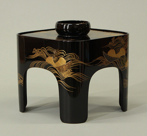 MA243 加賀蒔絵 能楽・翁 本金高蒔絵 朱塗三ッ盃・盃台 松蒔絵 木製 杯