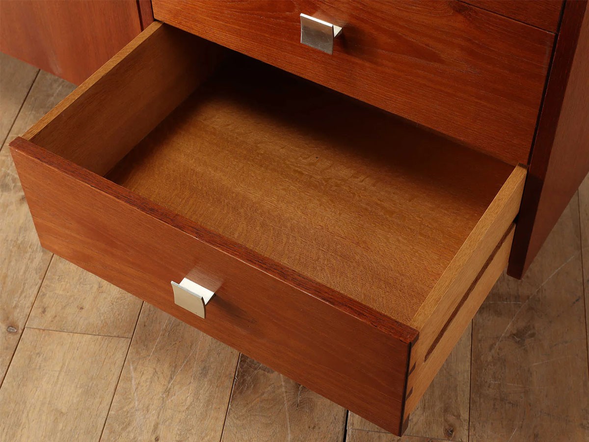 Lloyd's Antiques Real Antique Sideboard / ロイズ・アンティークス