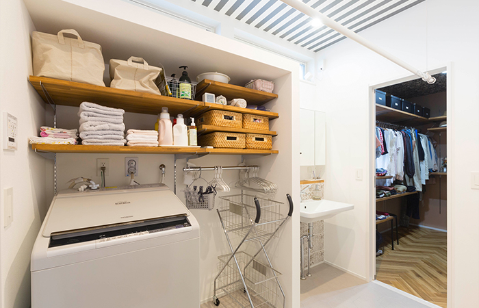 室内物干しユニット ホシ姫サマ | 未利用空間活用 | 室内ドア