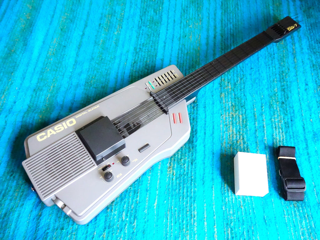 CASIO DG-7 Digital Guitar Synthesizer - Serviced - w/ Original Box