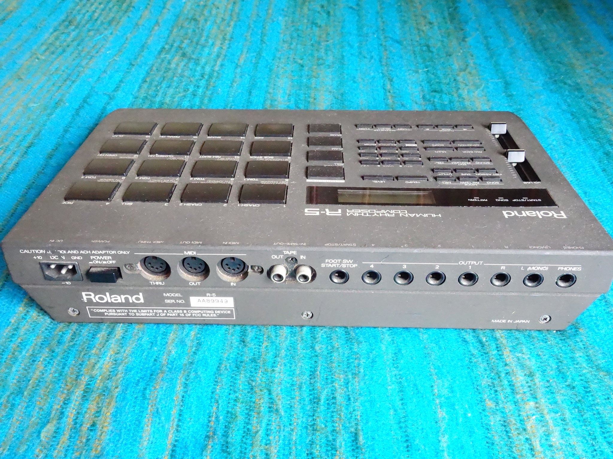 希少 ローランド リズムマシーンR-5 ヒューマンリズムコンポーザー