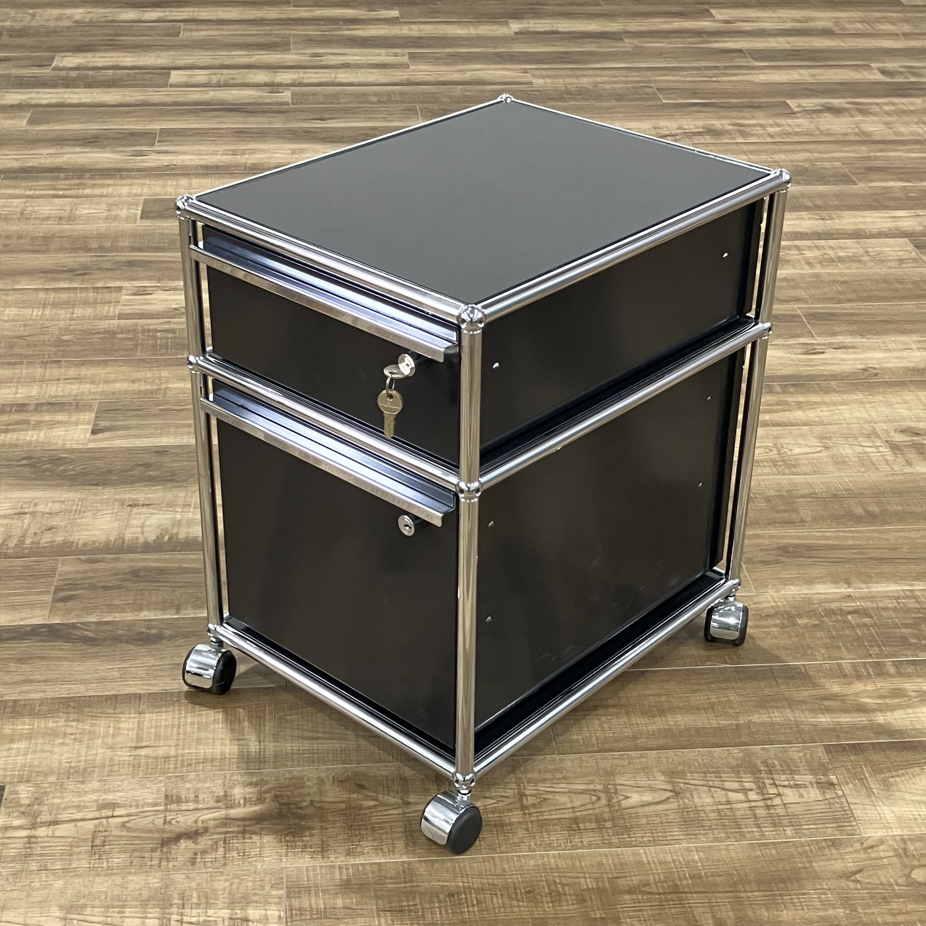 USMハラーシステム デスクワゴン ブラック USM Haller System】USM