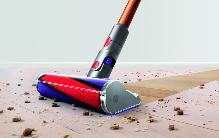 The Dyson Cyclone V10™ Fluffy cordless vacuum cleaner