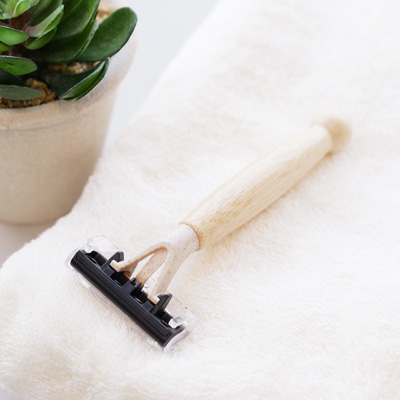 もみ殻使用 6枚刃竹カミソリ（SUS Bamboo Razor -Husk-） | SUS