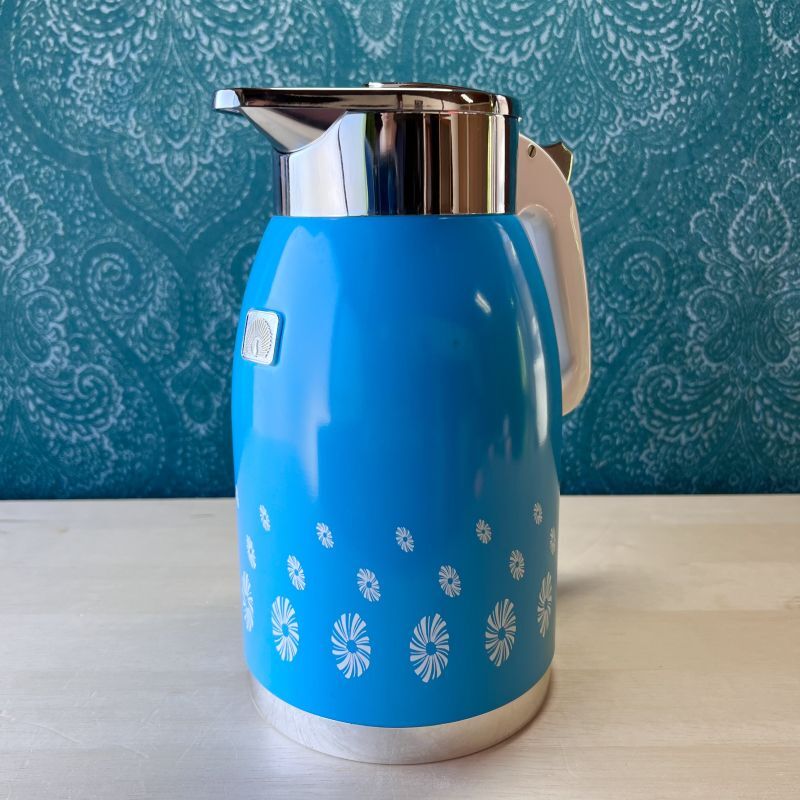 青色と赤色の孔雀模様花瓶 青色と赤色の孔雀模様花瓶 青色と