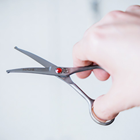 商品紹介｜トリマーに人気のトリミングシザー・ハサミ・バリカンの通販