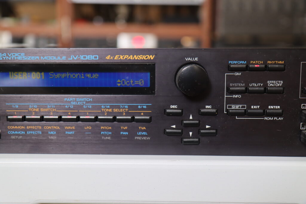 Roland JV-1080 – SynthMania