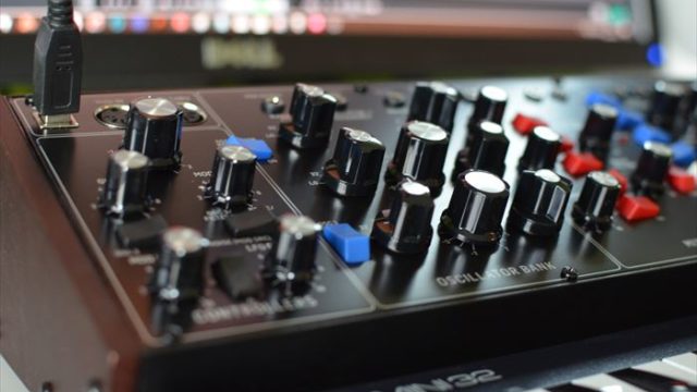 鍵盤楽器 Behringer Model D mini moog clone 鍵盤楽器 Behringer