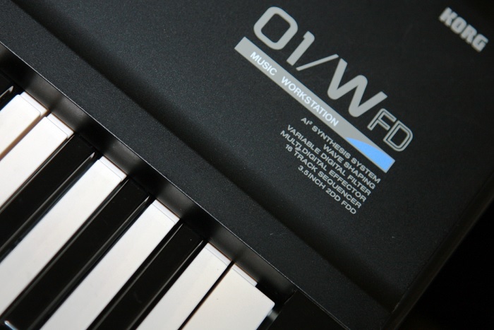 YMOも愛したPCMシンセ【KORG 01/W（01R/W）レビュー】 | SynthSonic