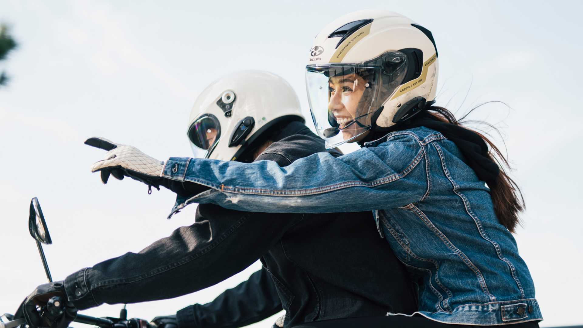 B+COM TALK - SYGNHOUSE